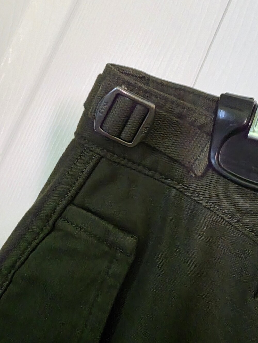 Aritzia TNA Olive Supply Cargo Pants for Woman 8 - Picture 10 of 10